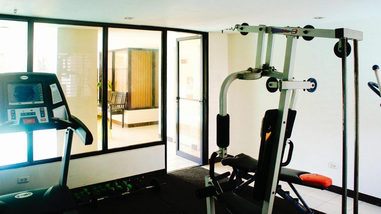 Reddoorz Plus @ Mabolo Cebu Екстериор снимка