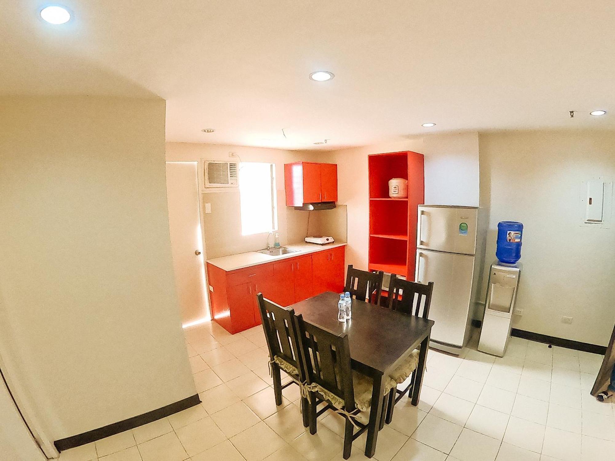 Reddoorz Plus @ Mabolo Cebu Стая снимка